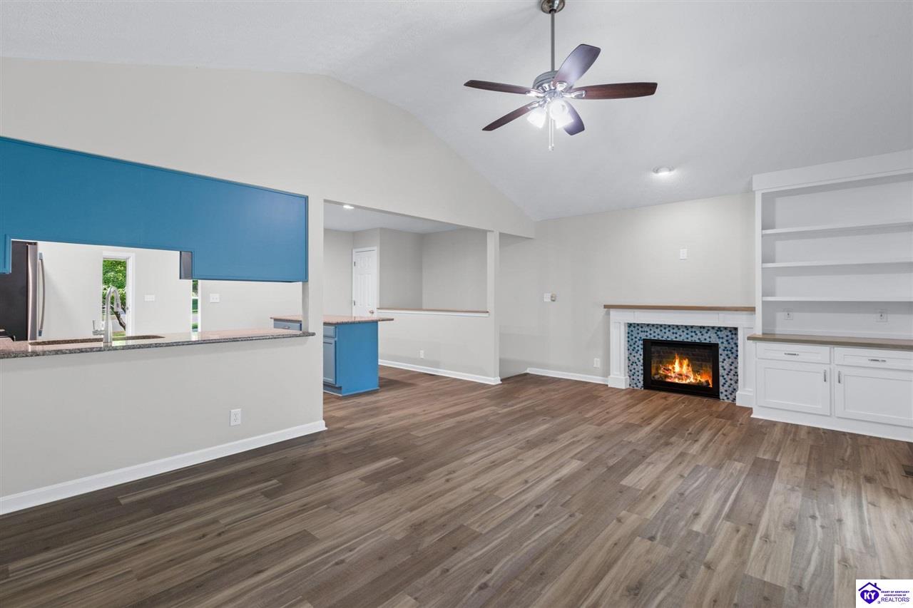 10104 Natalies Way