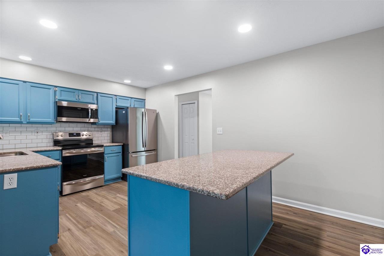 10104 Natalies Way