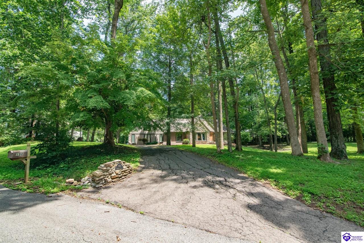 198 Mayapple Lane