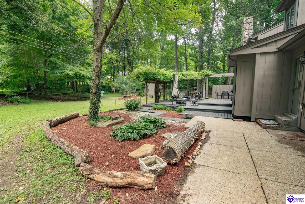 198 Mayapple Lane