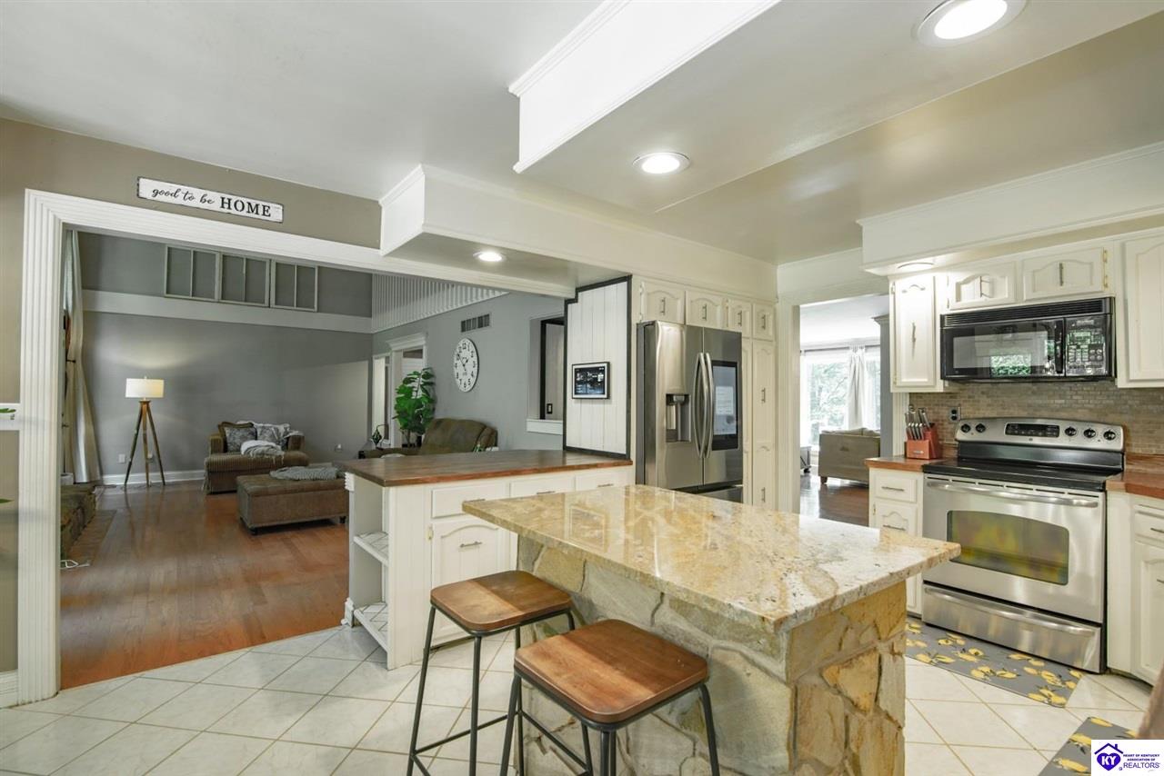 198 Mayapple Lane