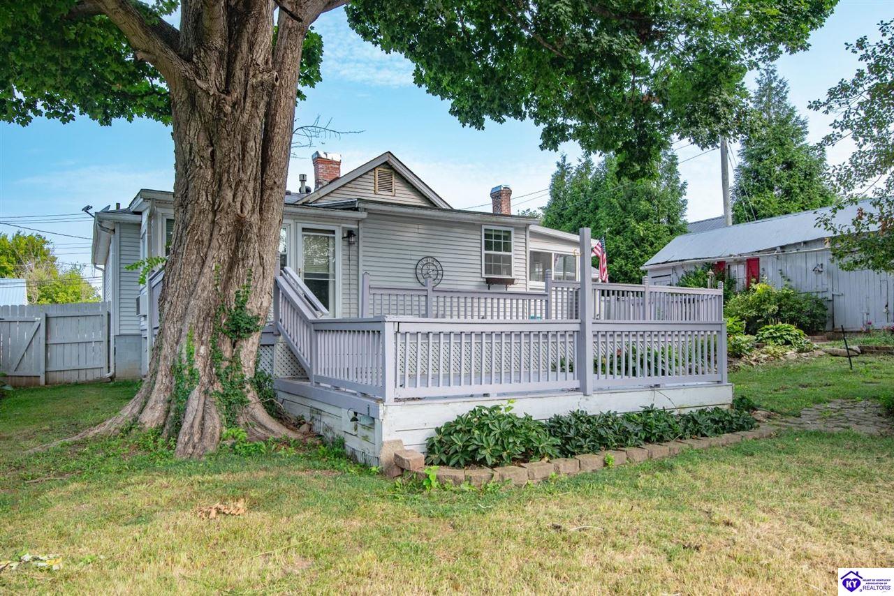 125 S Maple Street