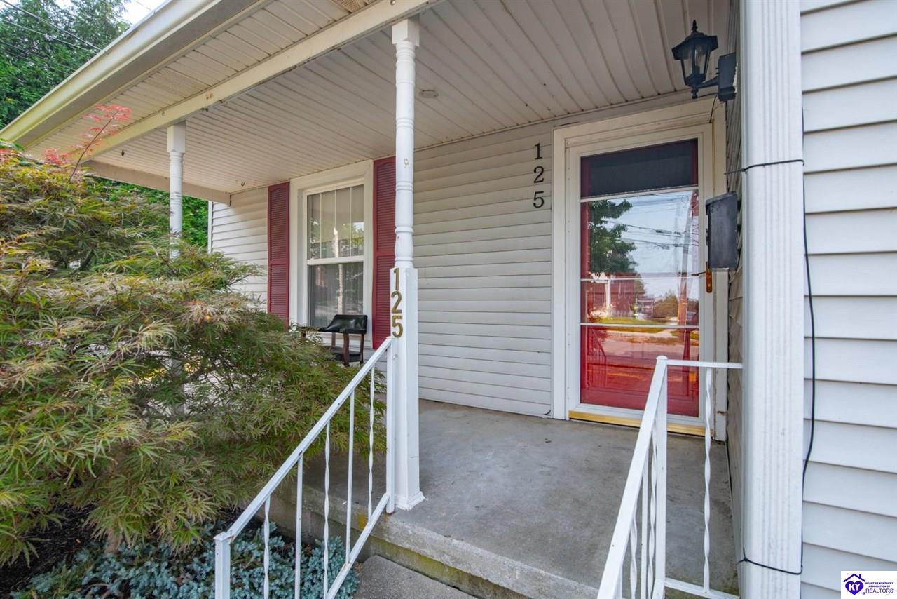 125 S Maple Street