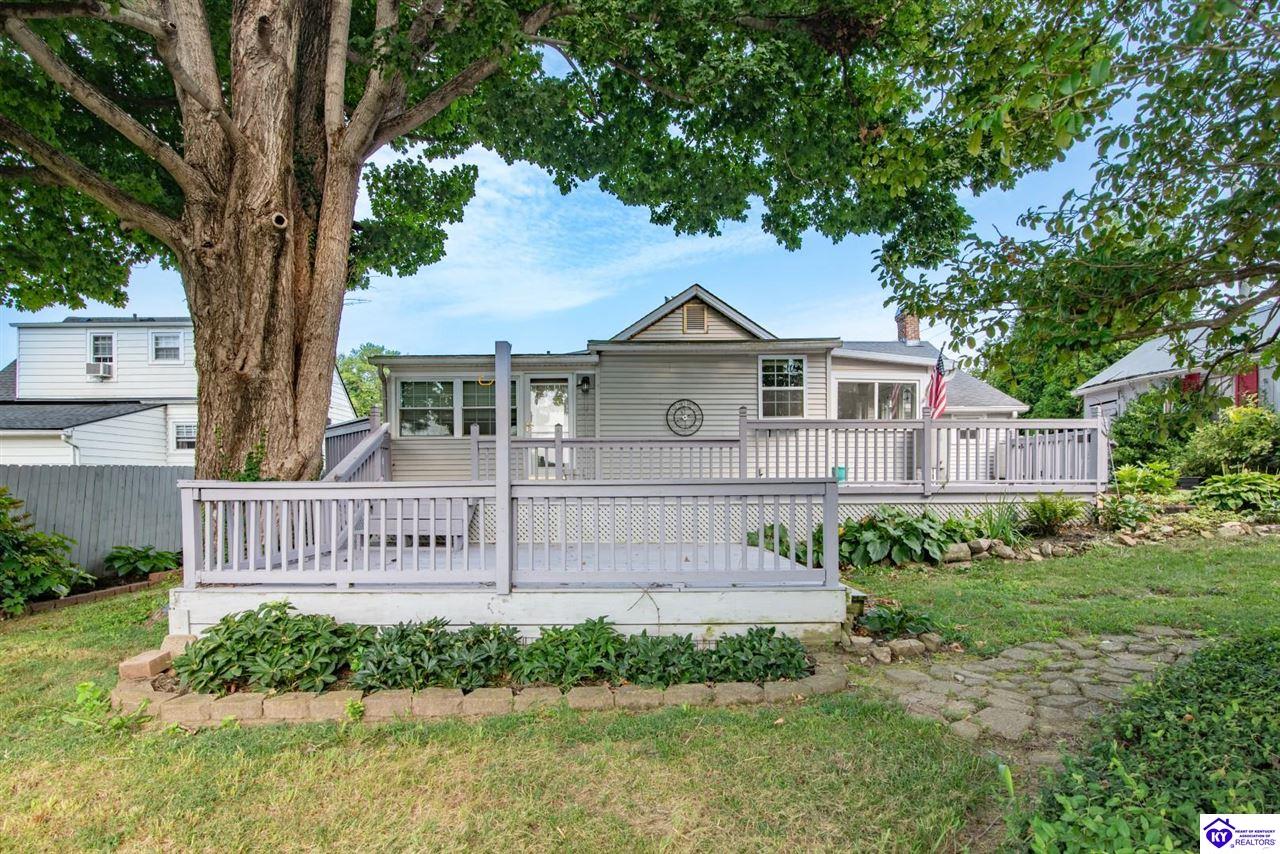 125 S Maple Street