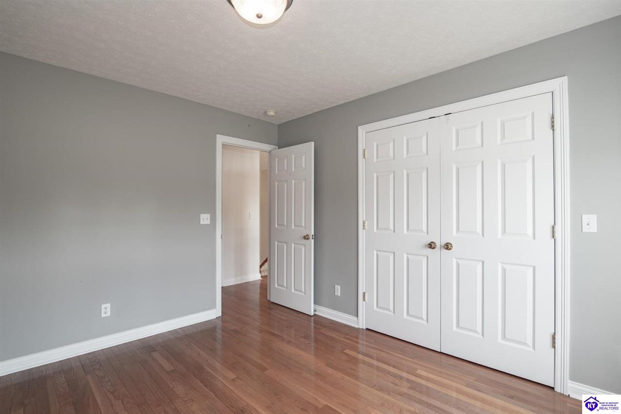 427 Deer Run Way