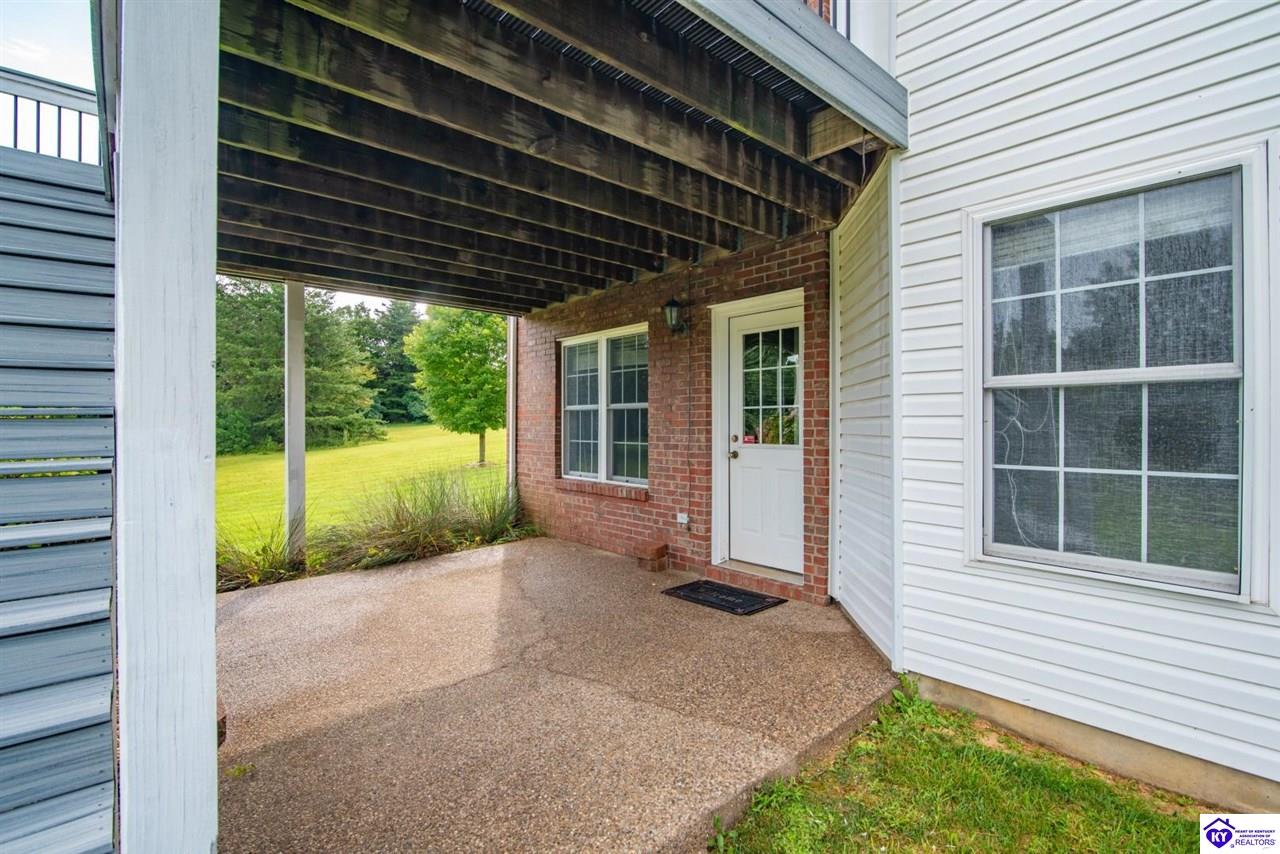 427 Deer Run Way