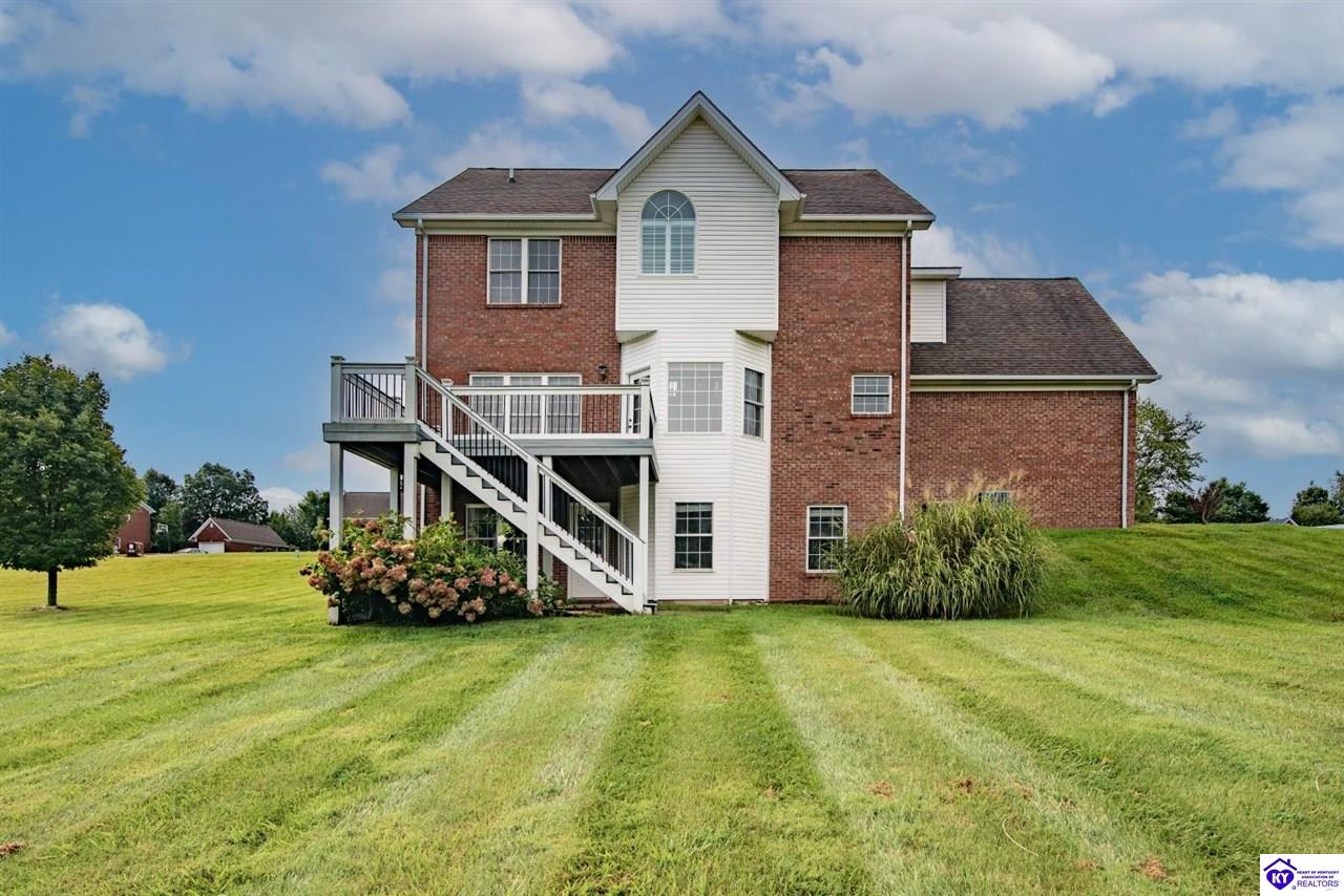 427 Deer Run Way