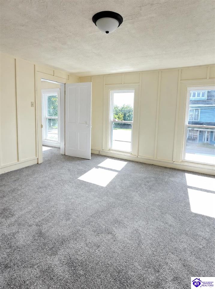 214 N Walnut Street
