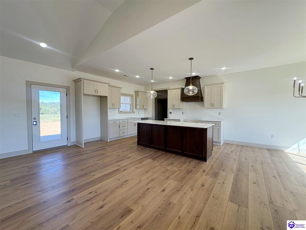 40 Low Country Court