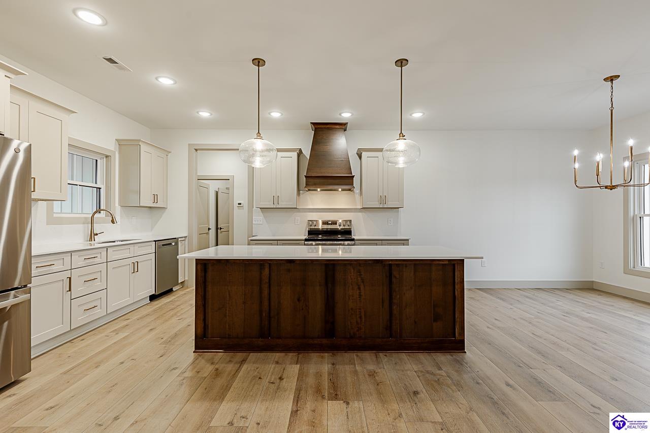 40 Low Country Court