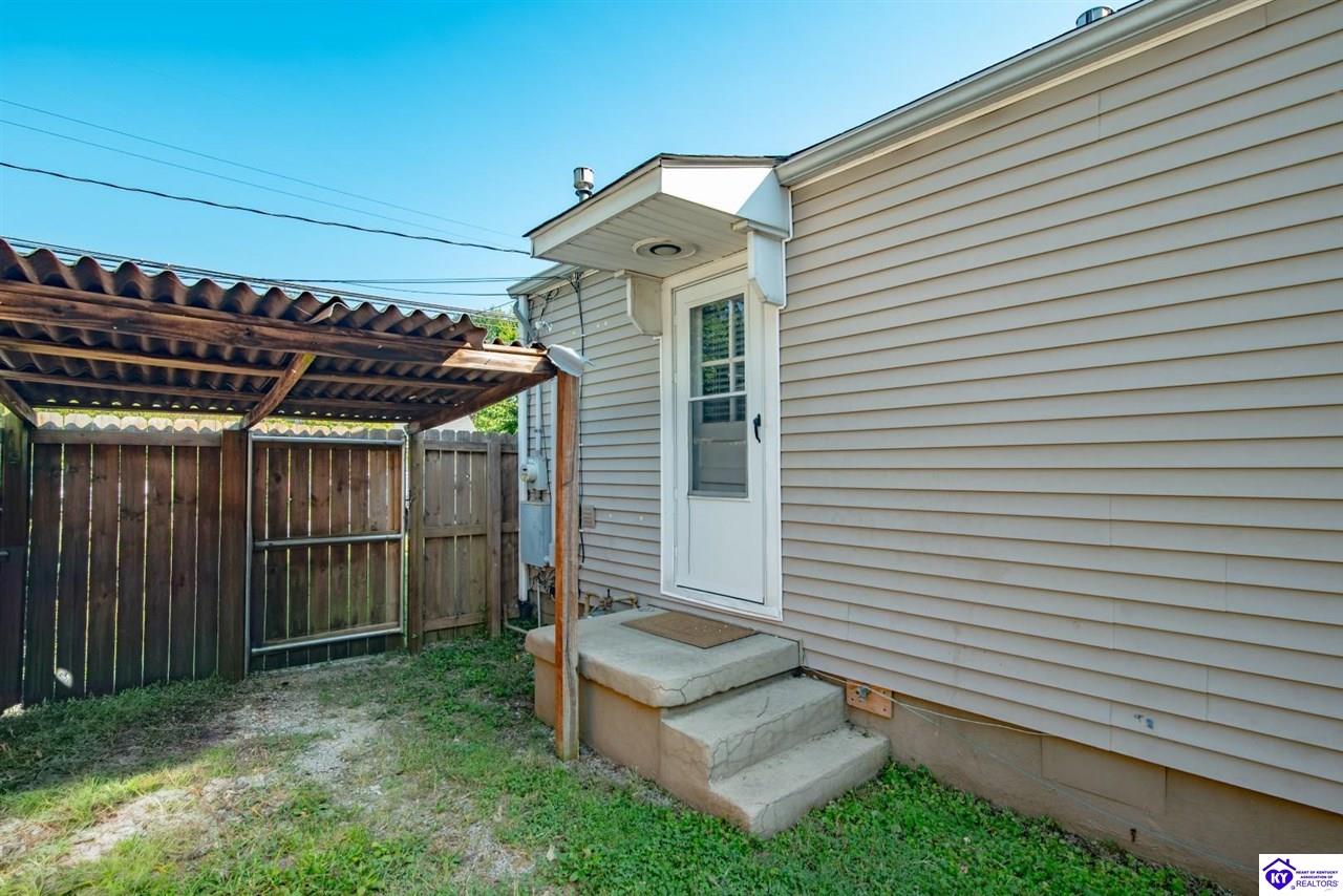 303 N Mantle Avenue