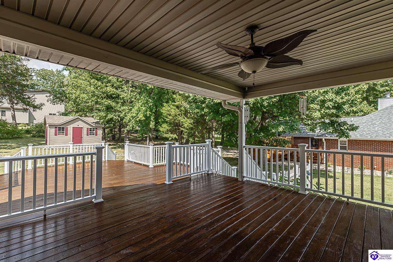 805 Greenview Circle