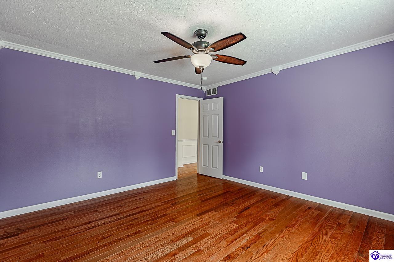 805 Greenview Circle