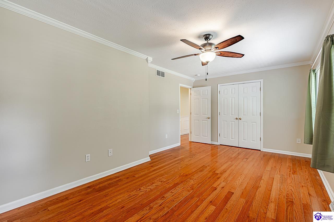 805 Greenview Circle