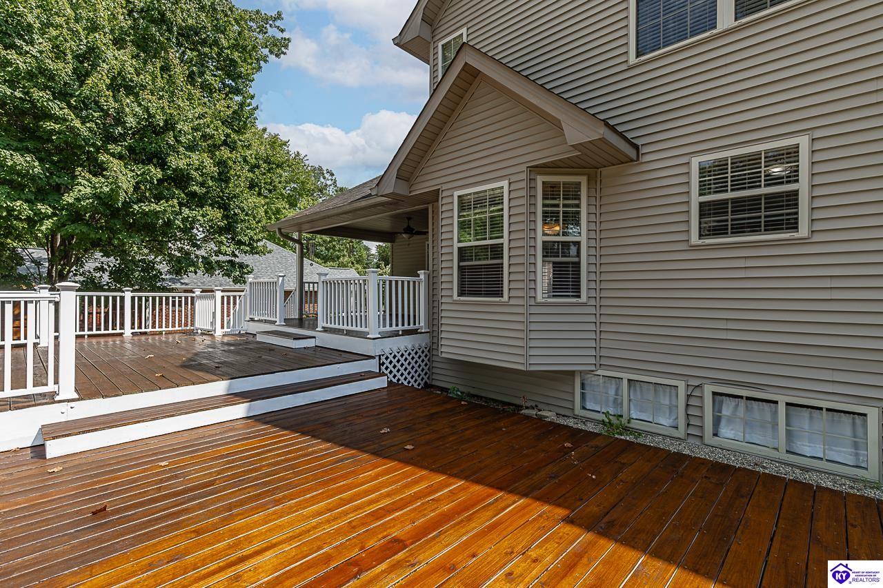 805 Greenview Circle