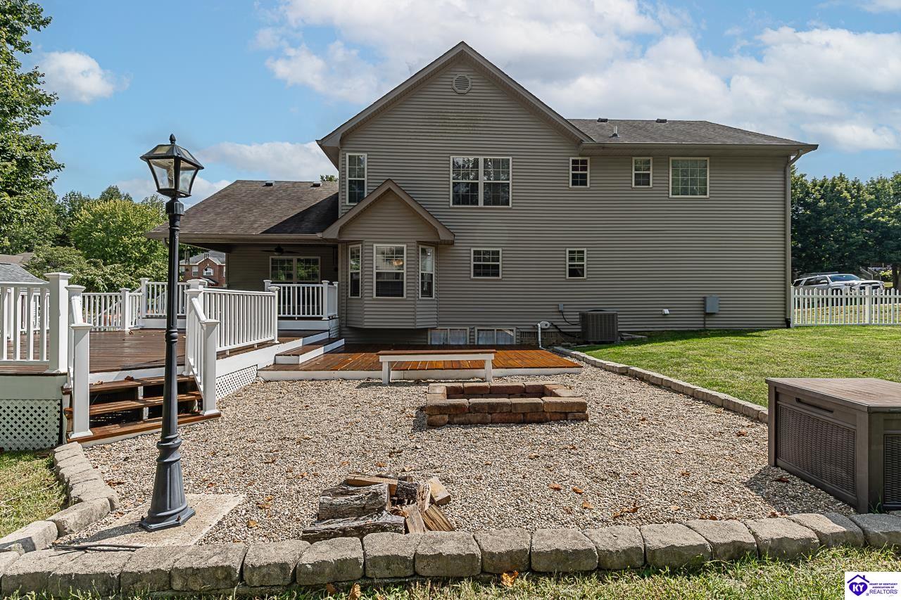 805 Greenview Circle