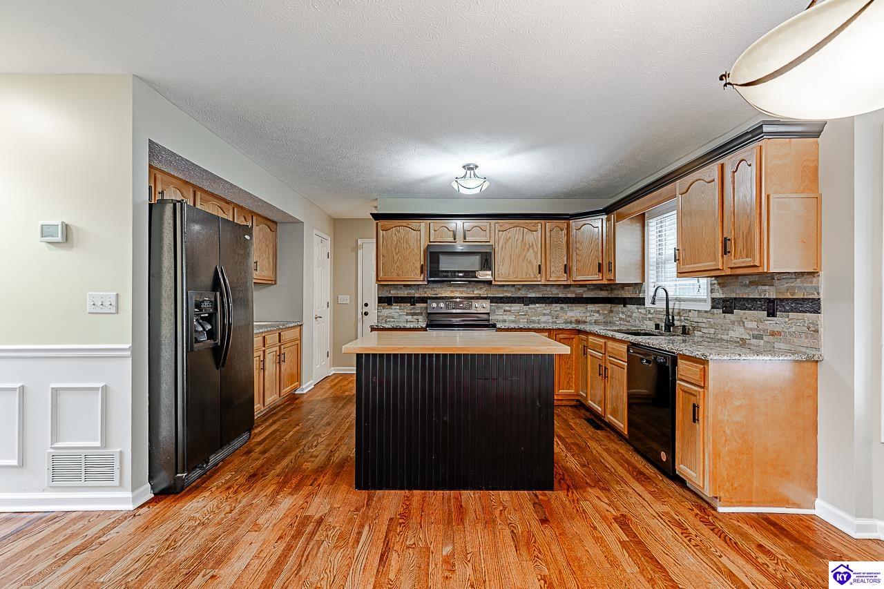 805 Greenview Circle