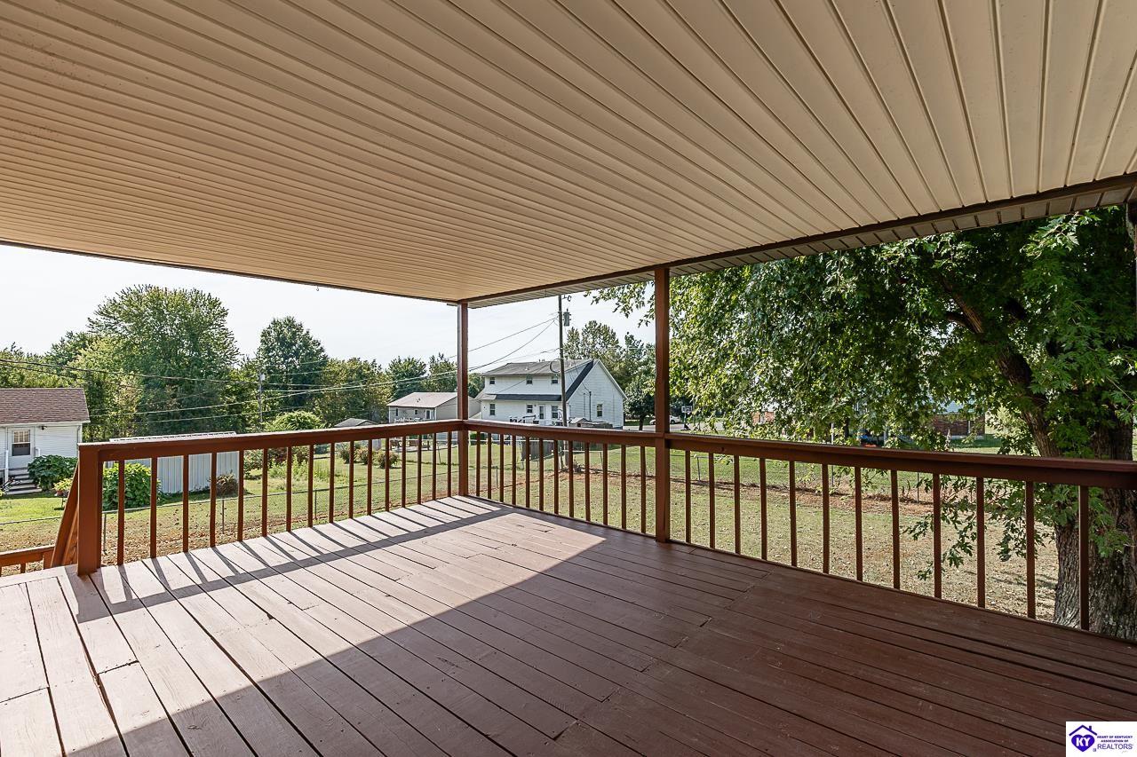 2669 N Lake Road North