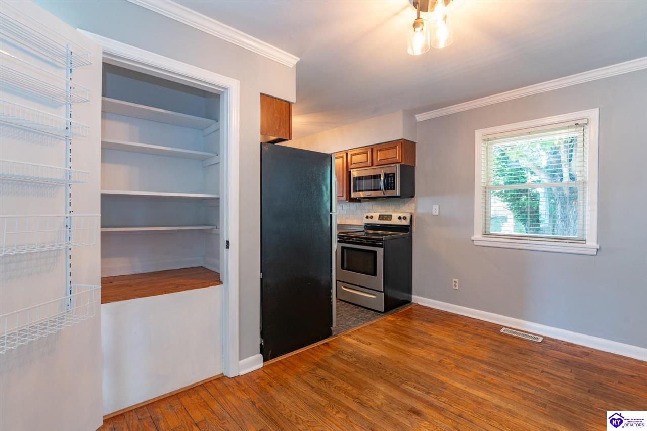 615 Pike Street