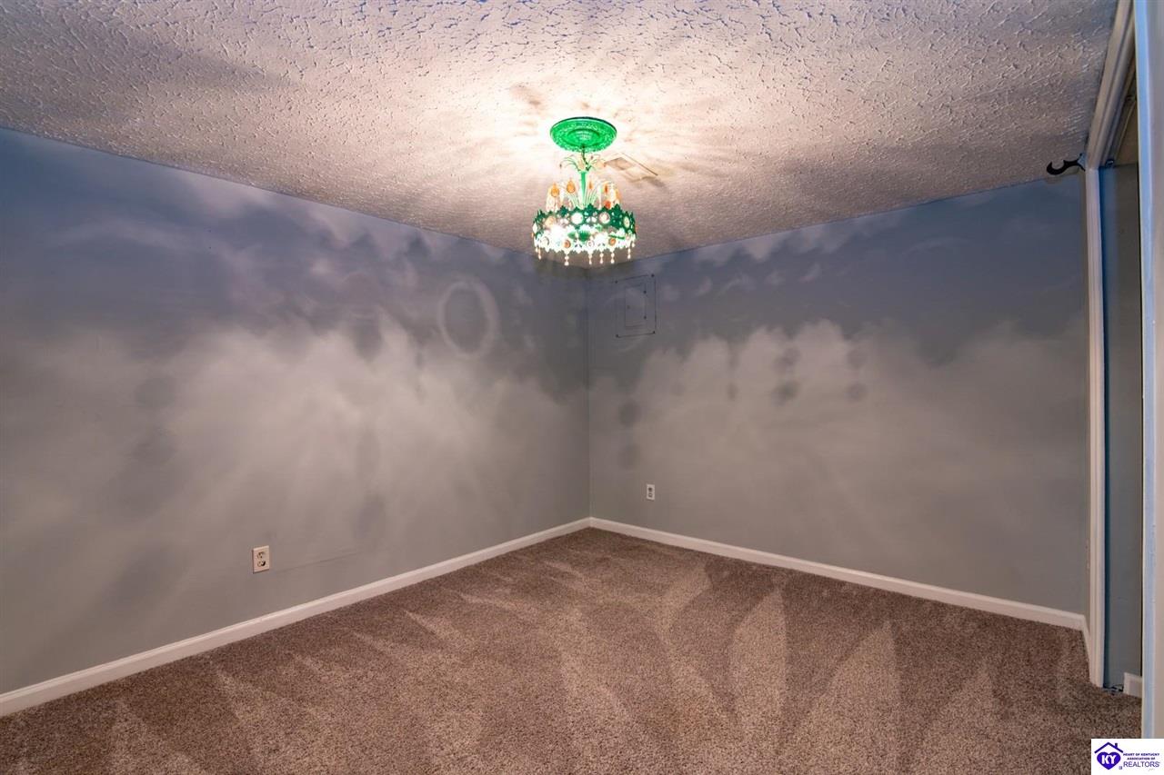 615 Pike Street