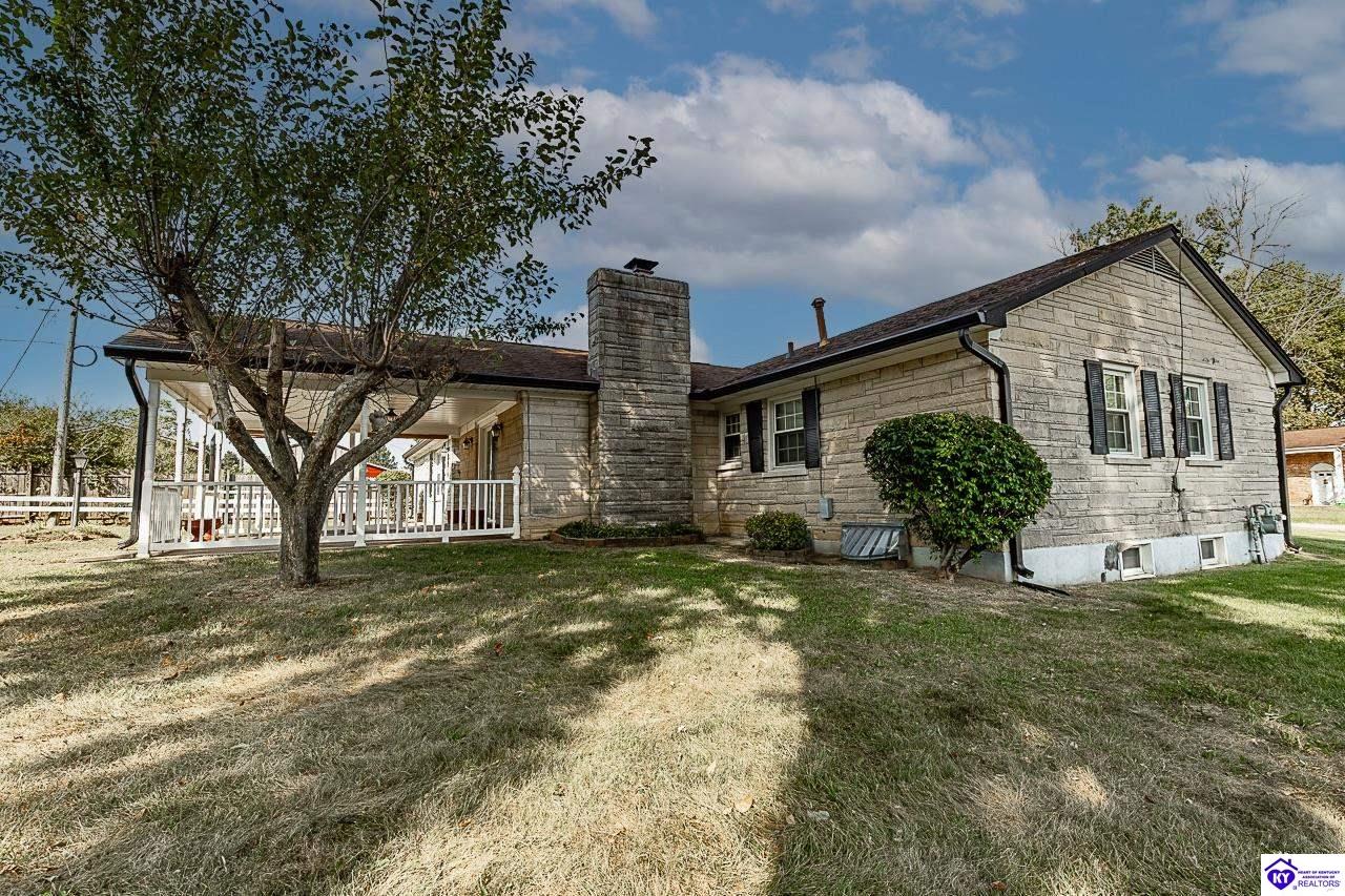 930 Robin Circle