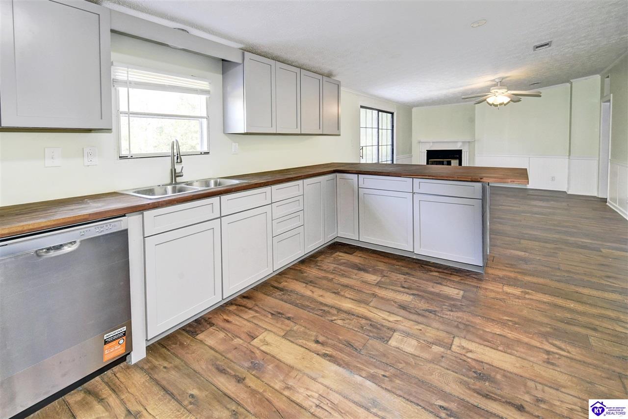 376 Blackburn Road