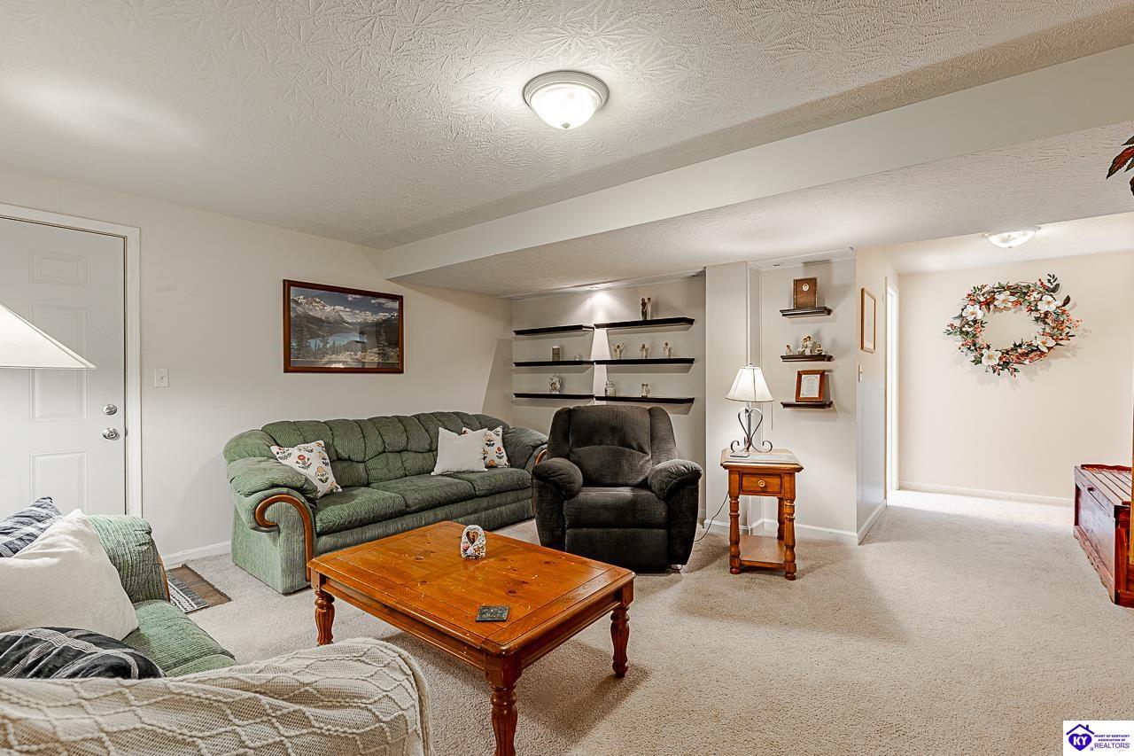 315 Cottrell Lane