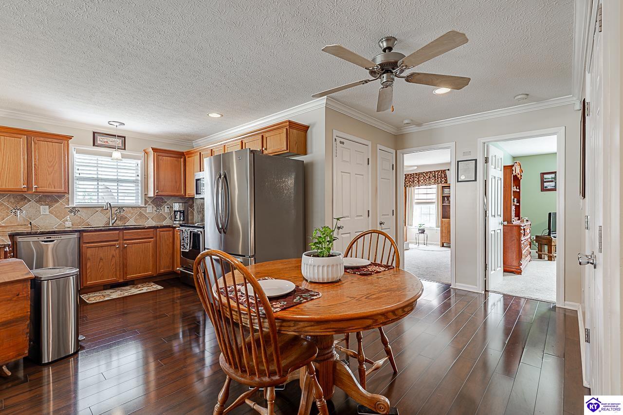 315 Cottrell Lane