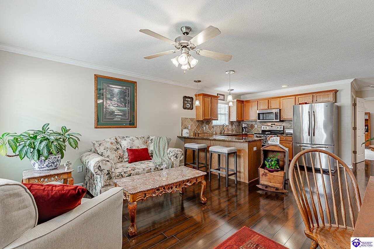 315 Cottrell Lane