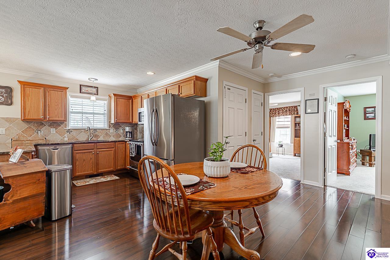 315 Cottrell Lane