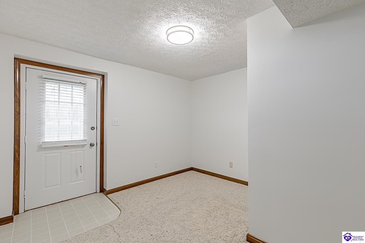 116 Creekview Lane