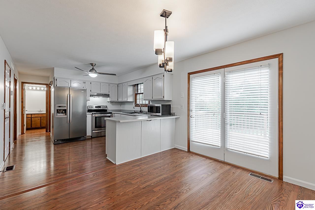 116 Creekview Lane