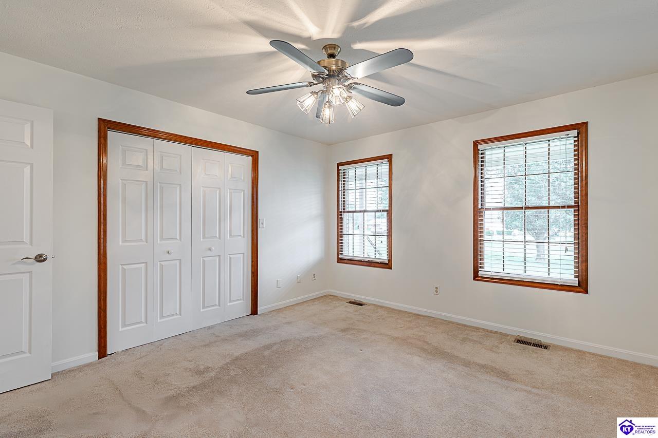 116 Creekview Lane