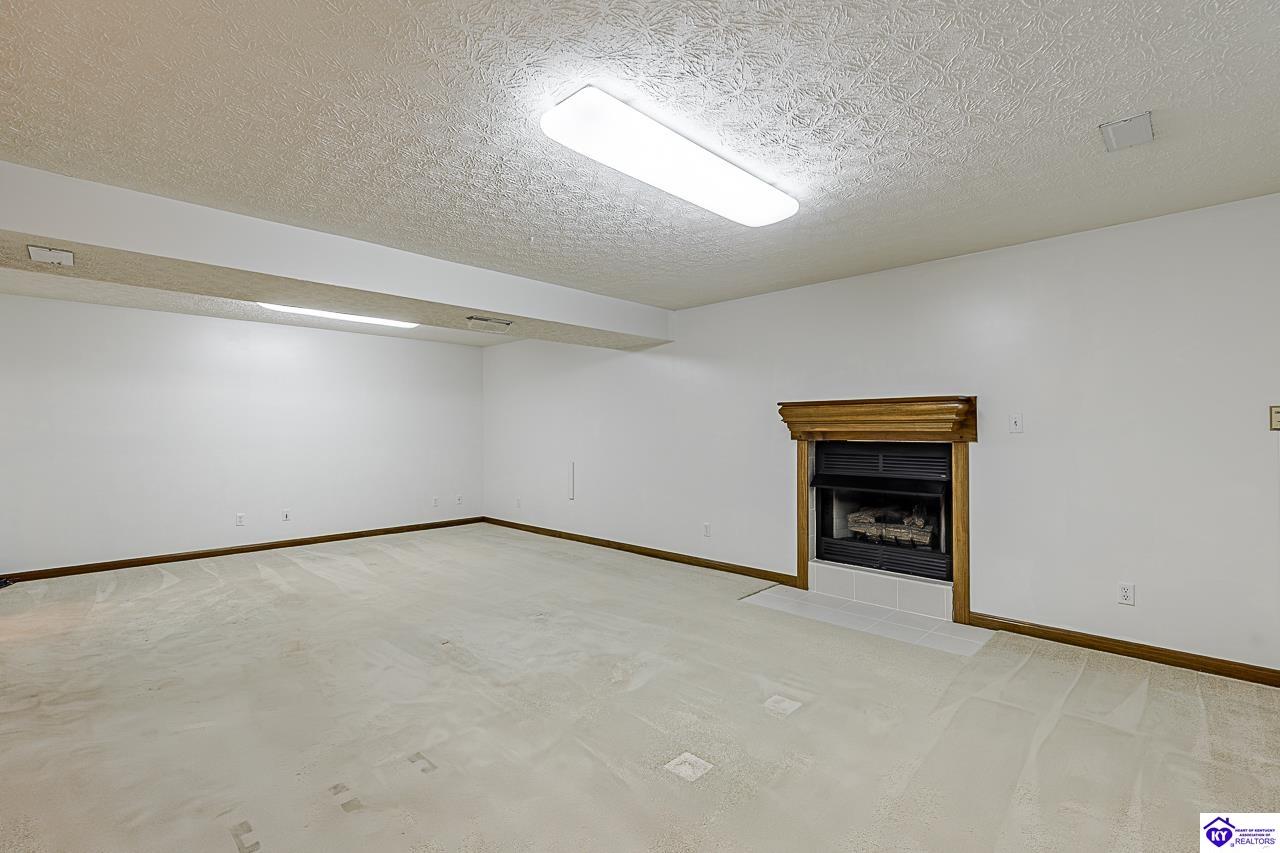 116 Creekview Lane
