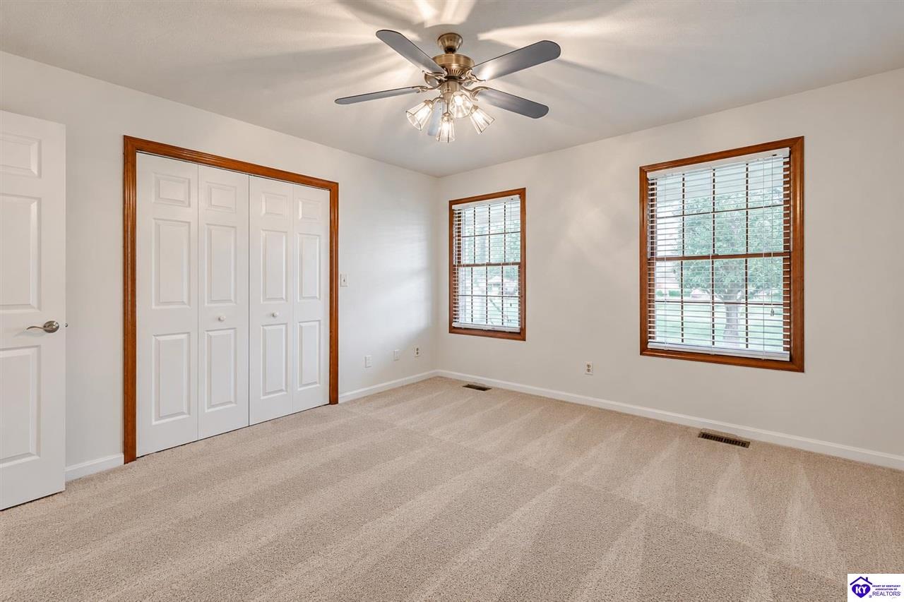 116 Creekview Lane