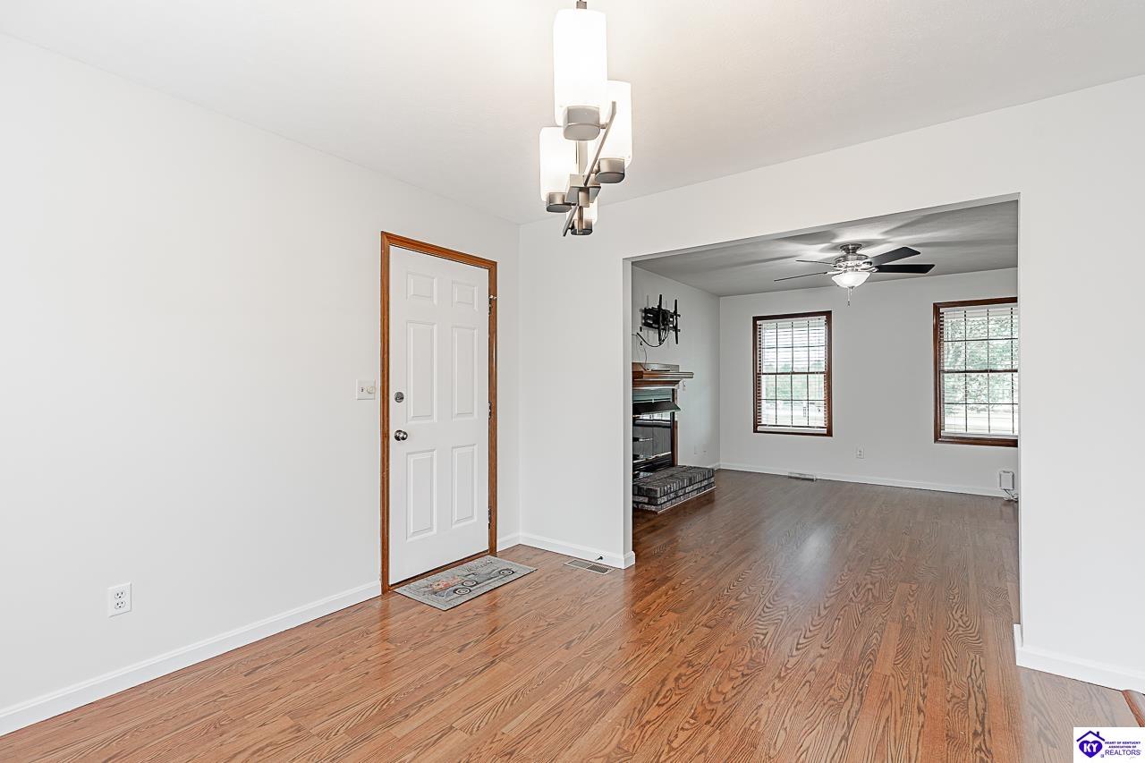 116 Creekview Lane