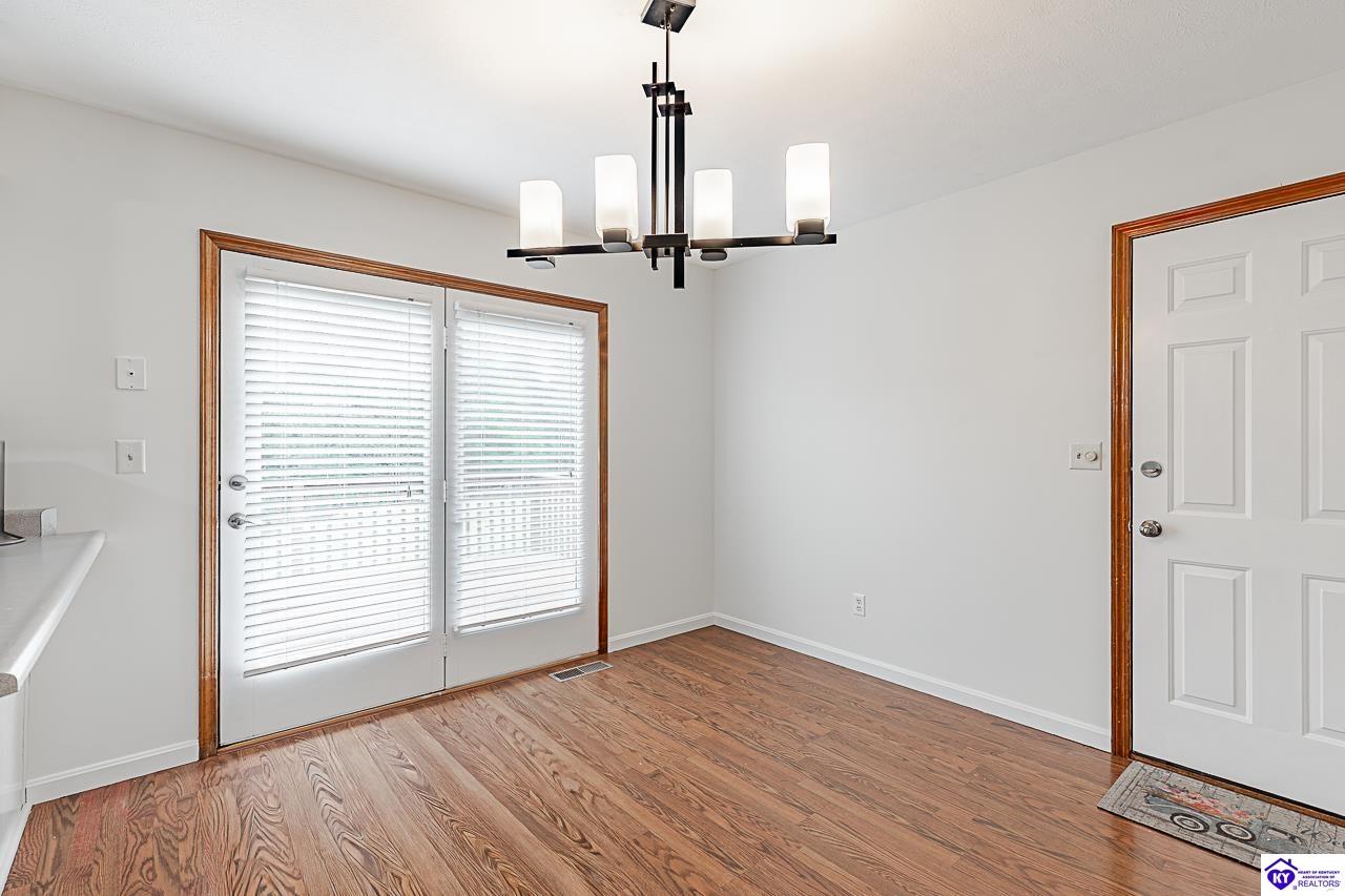 116 Creekview Lane