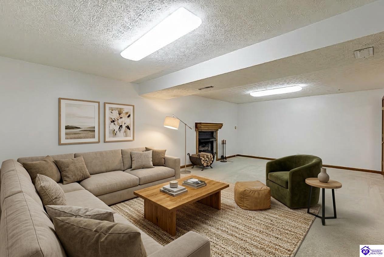 116 Creekview Lane