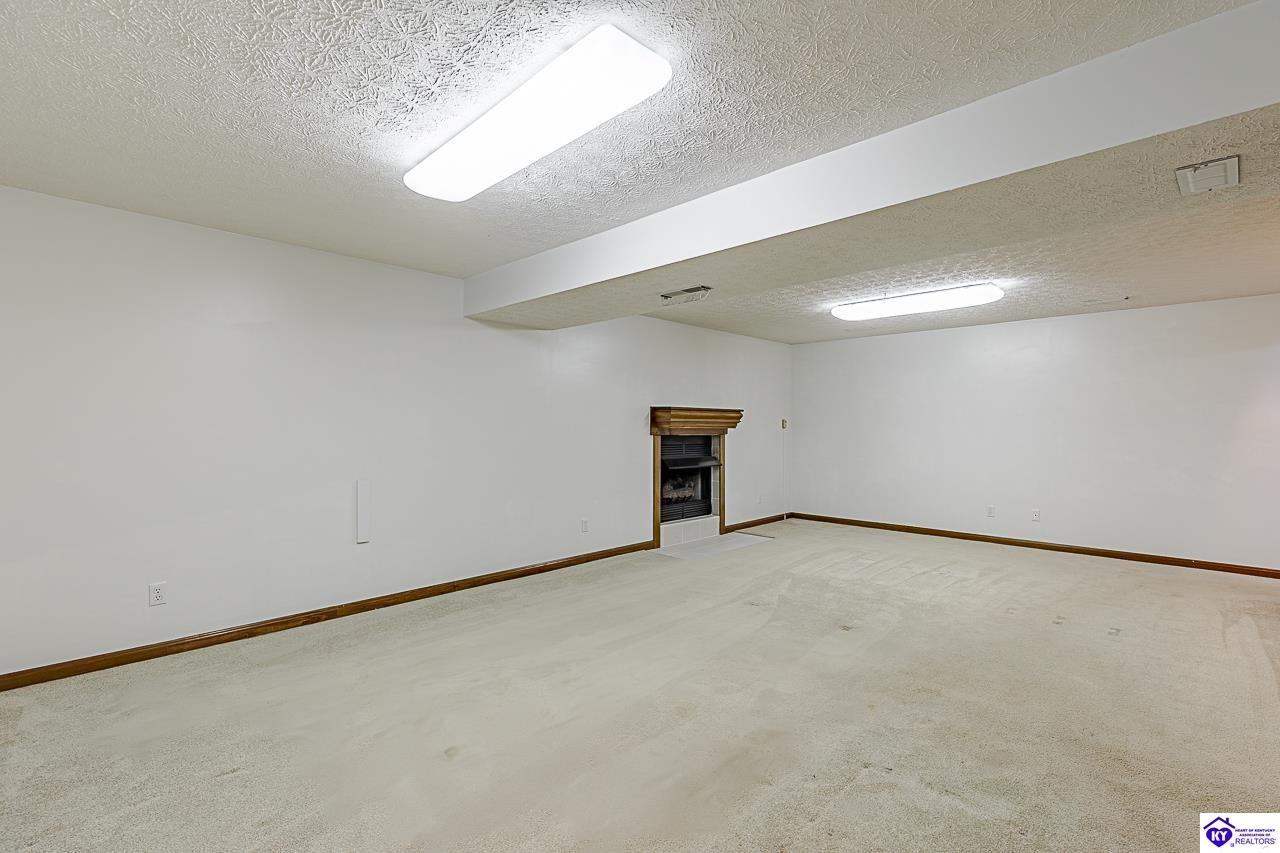 116 Creekview Lane