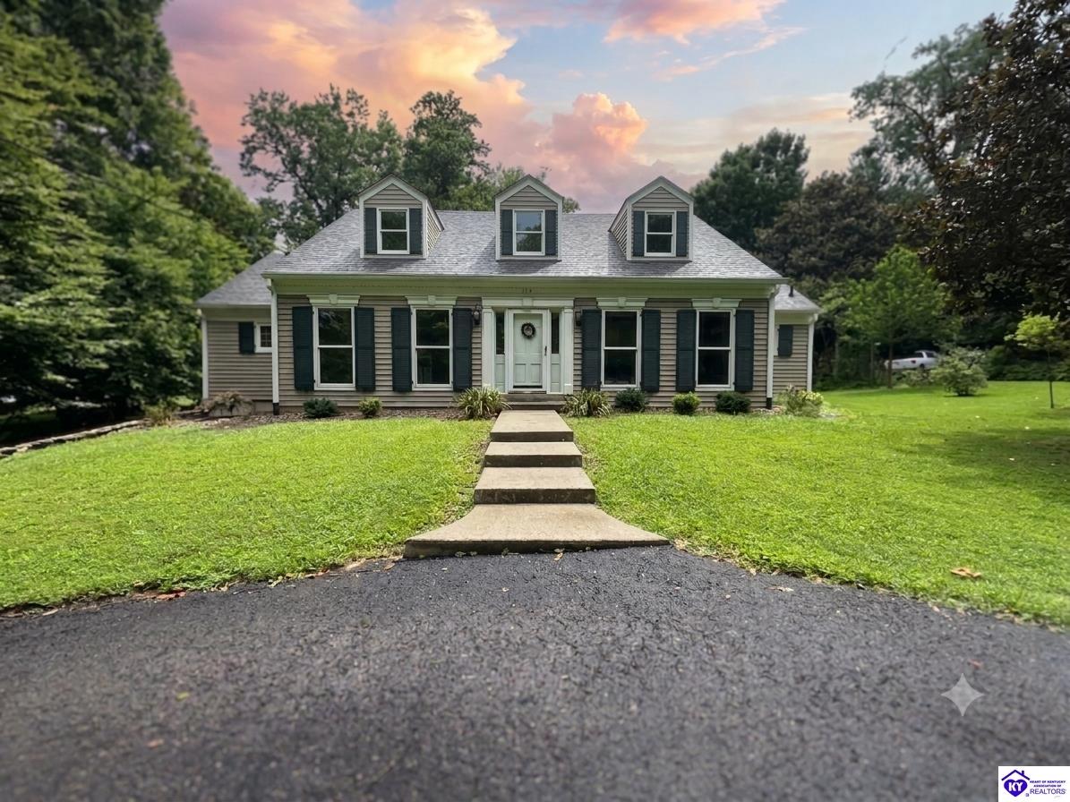 717 Sunrise Lane