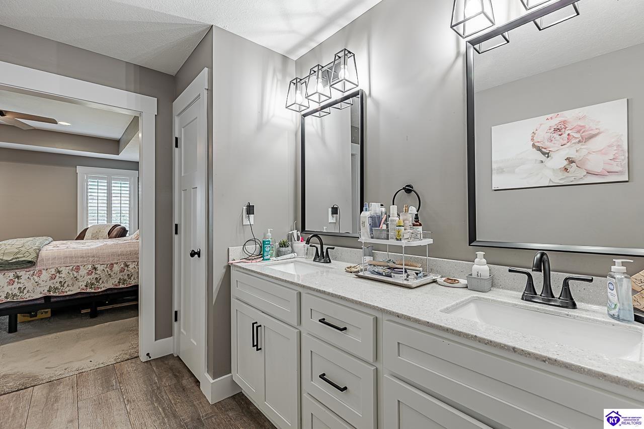216 Elegance Way