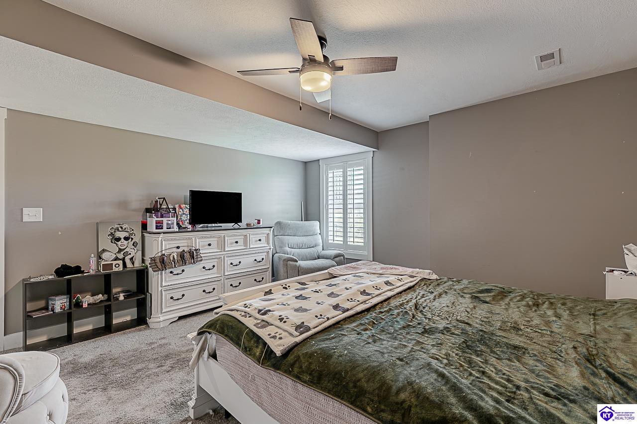 216 Elegance Way