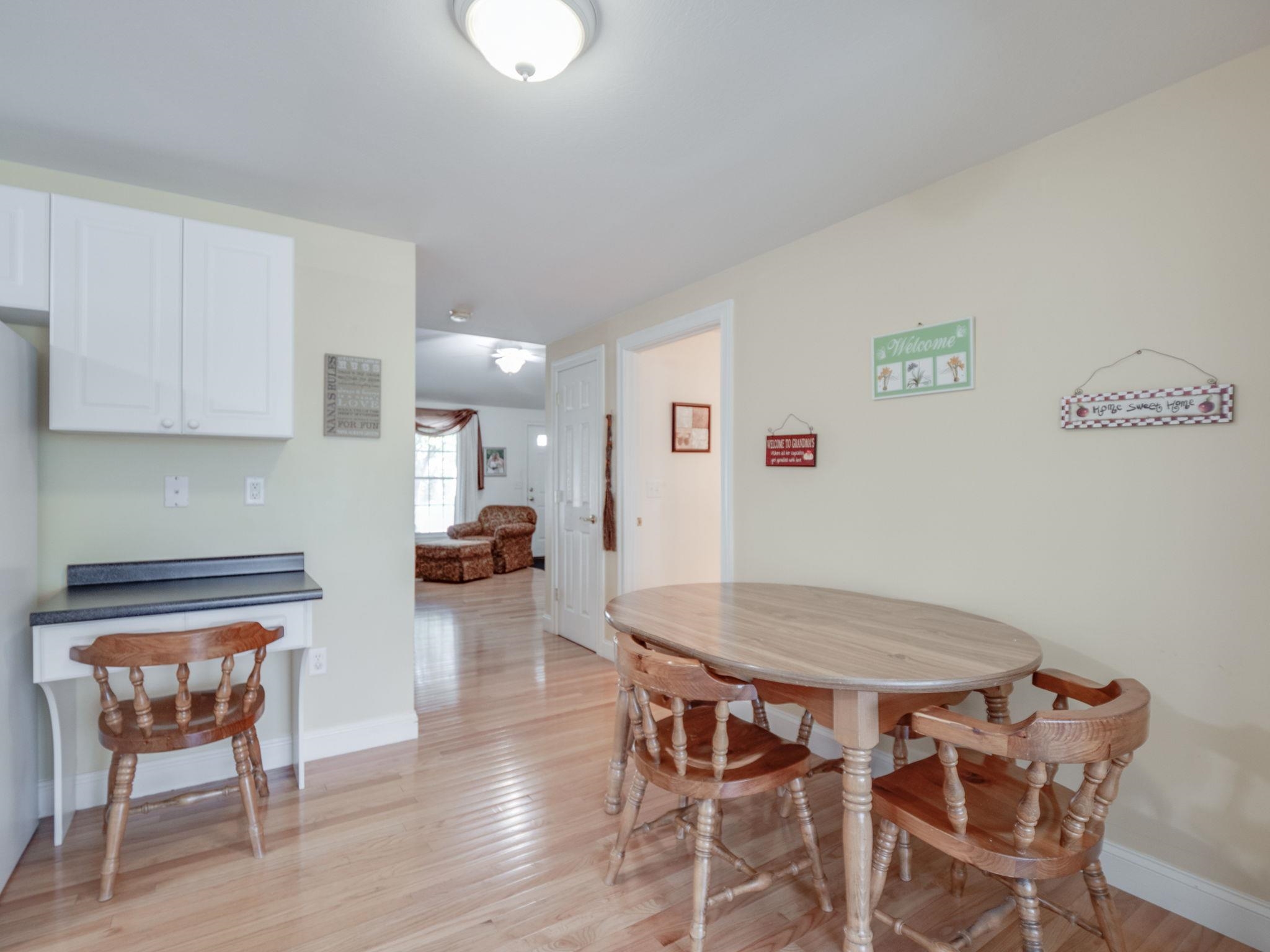 2 Dixon Drive