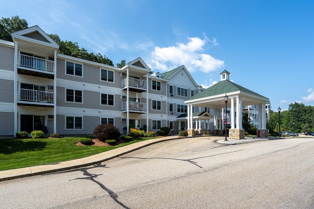 245 Edward J Roy Drive Unit: 316