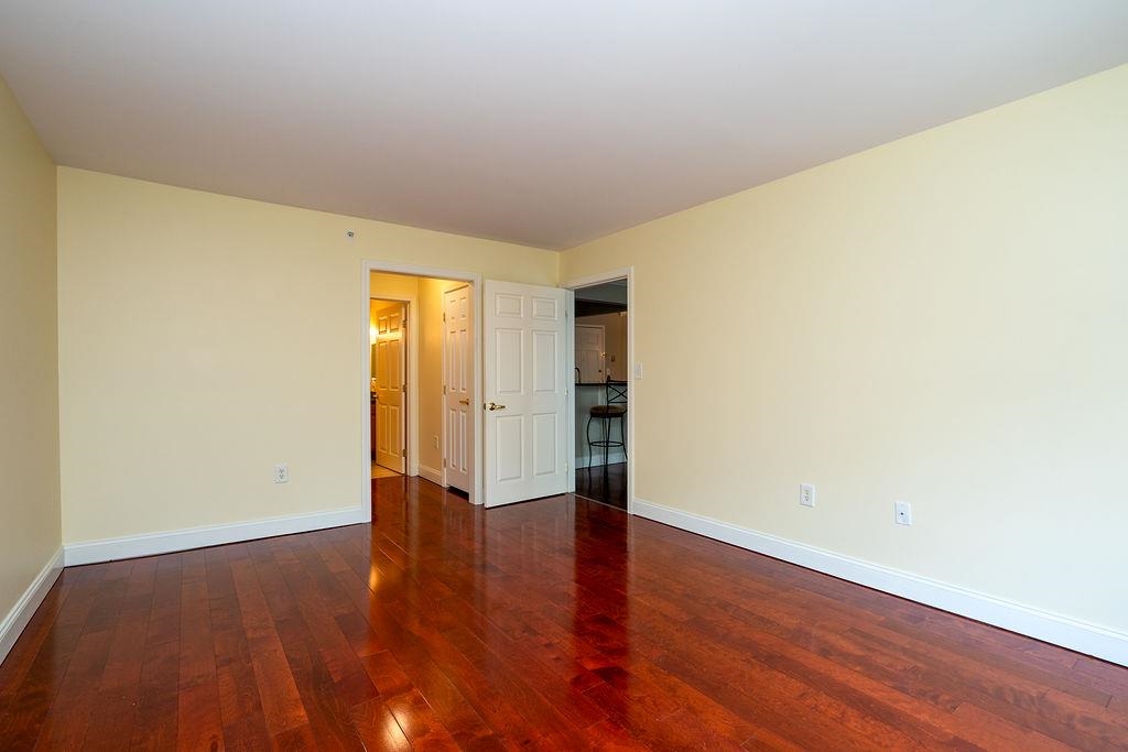 245 Edward J Roy Drive Unit: 316