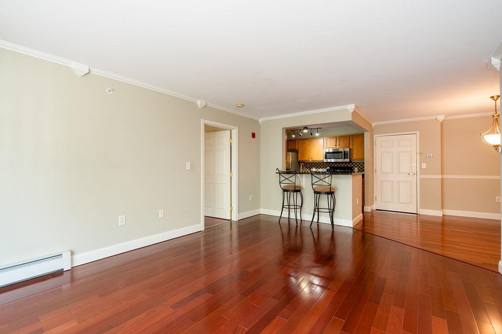 245 Edward J Roy Drive Unit: 316