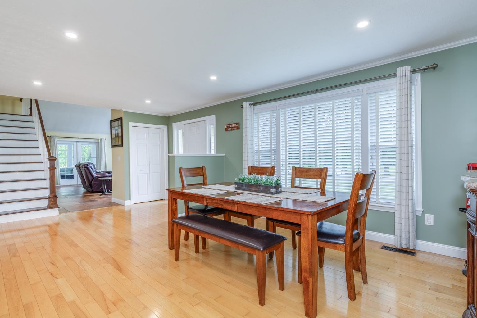 11 Naticook Avenue