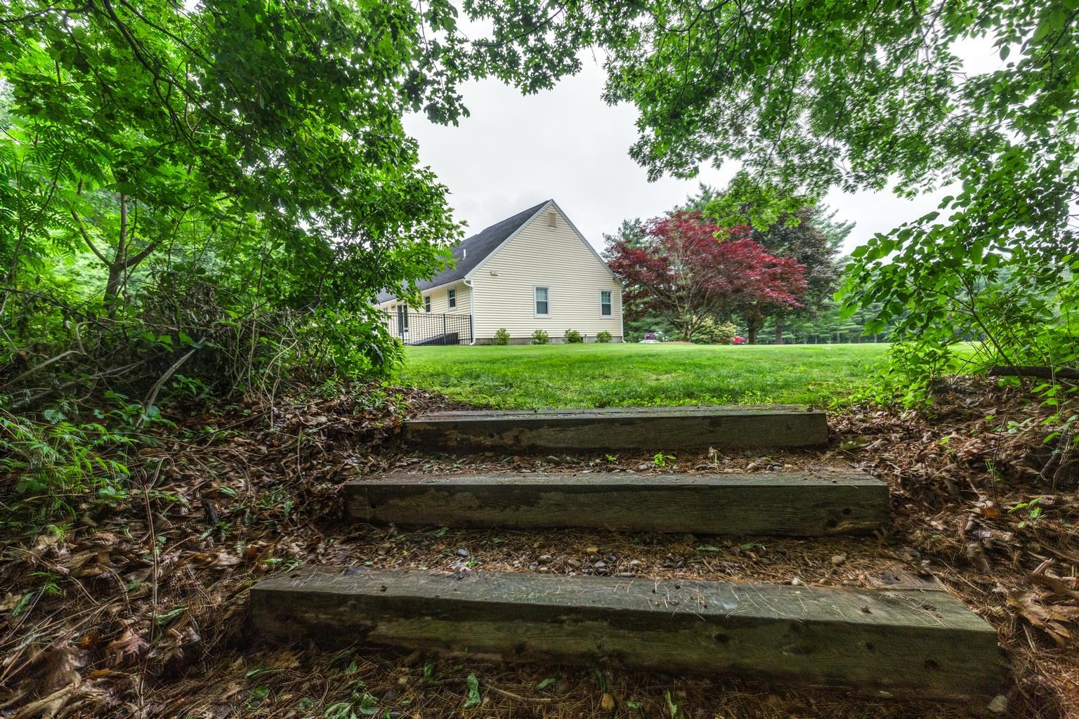 11 Naticook Avenue