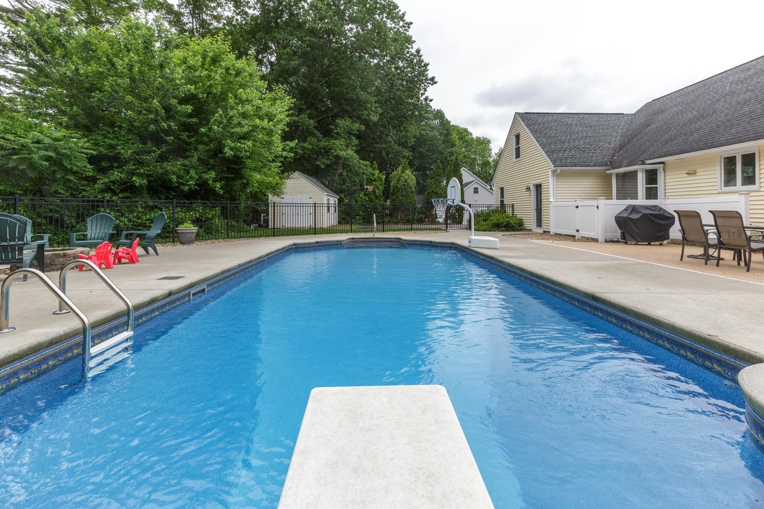 11 Naticook Avenue