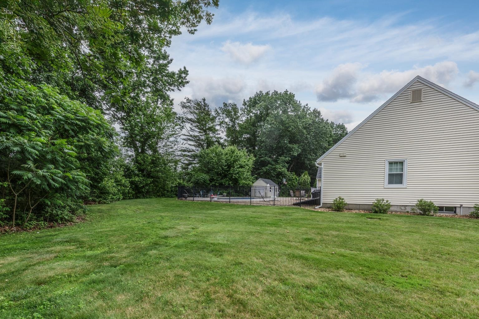 11 Naticook Avenue